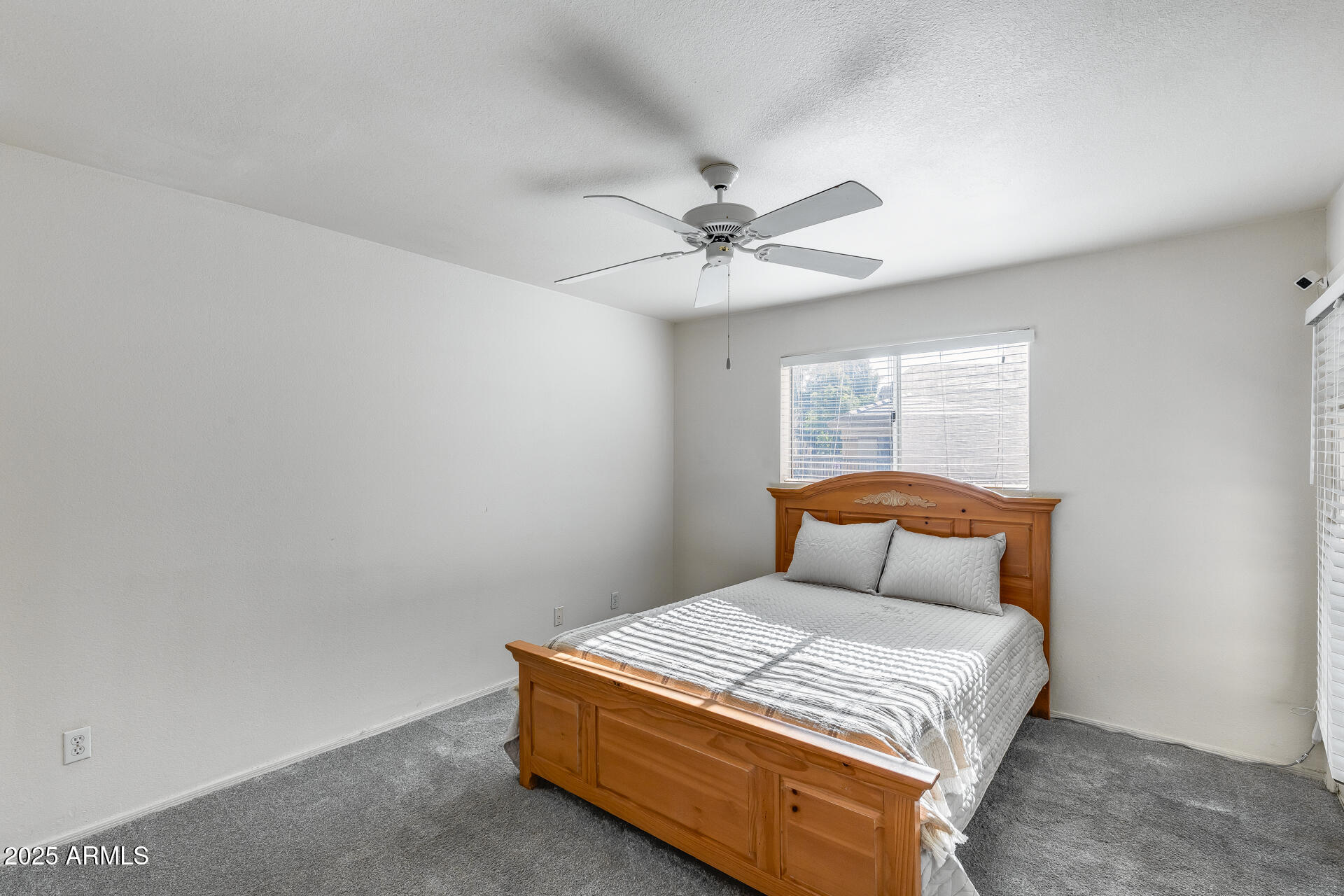 1880 E MORTEN Avenue 121