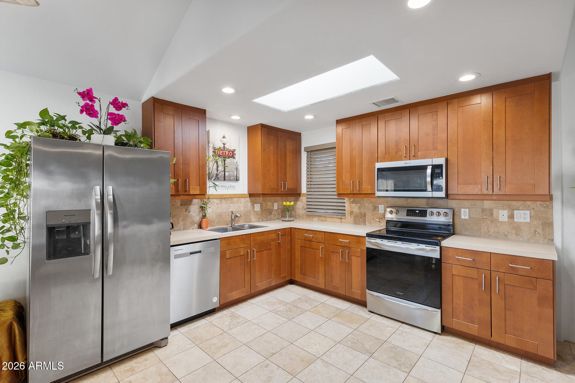 1885 E KIRKLAND Lane