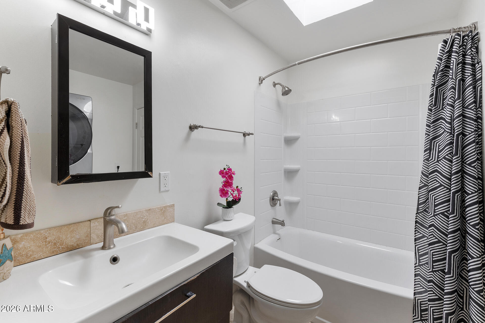 1885 E KIRKLAND Lane