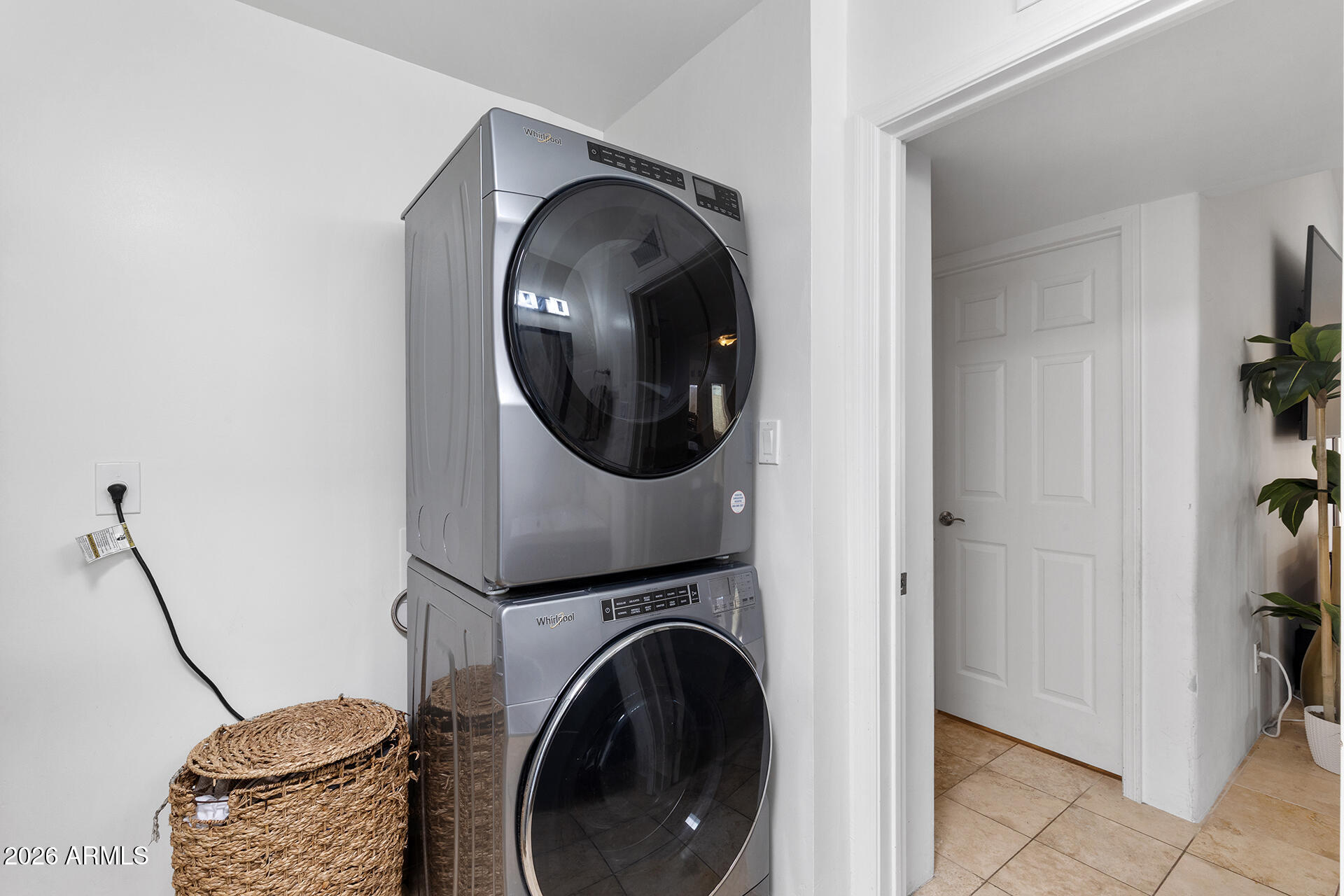 1885 E KIRKLAND Lane