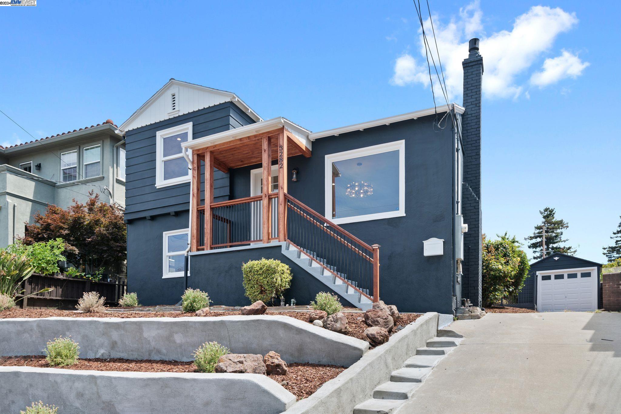 3282 Madera Ave