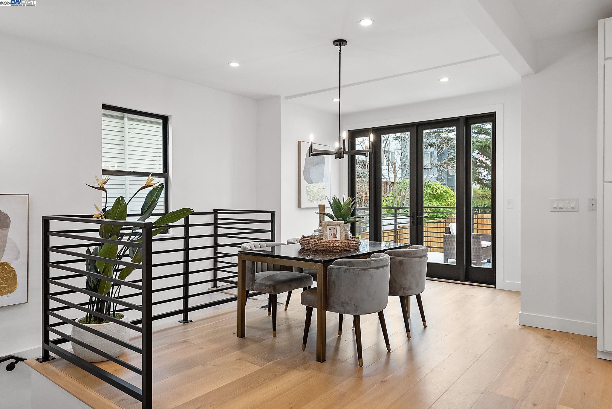3107 Deakin