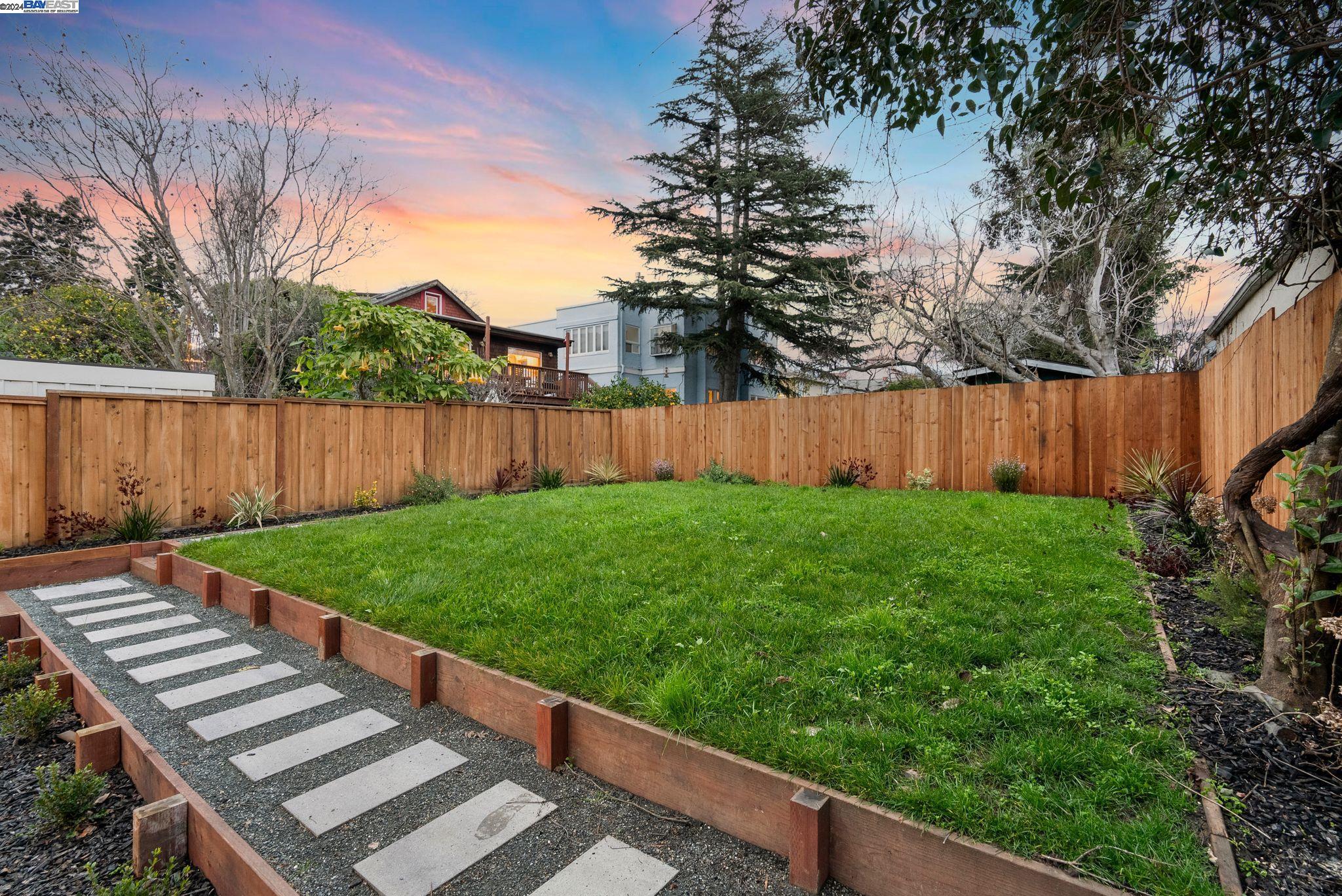 3107 Deakin