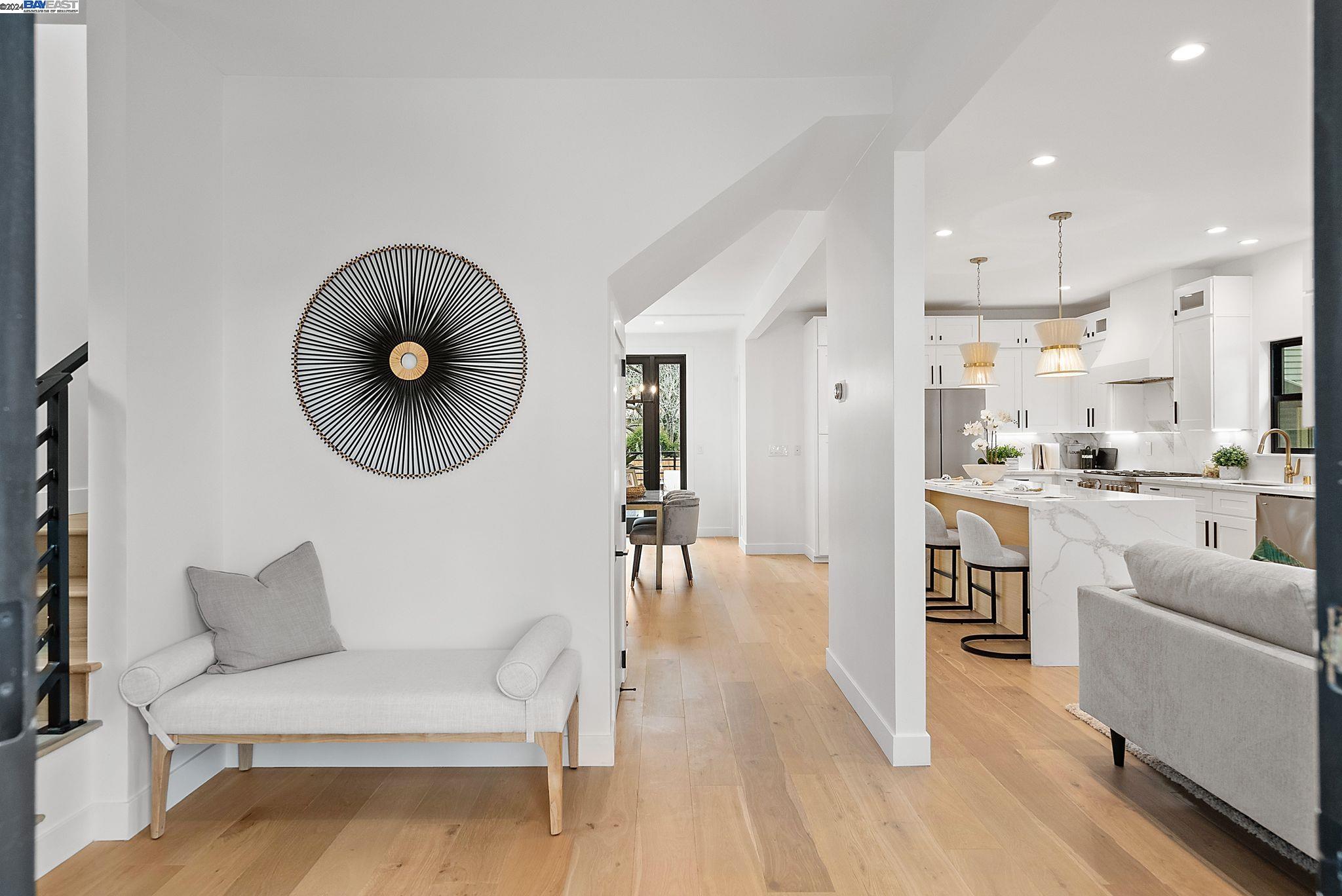 3107 Deakin