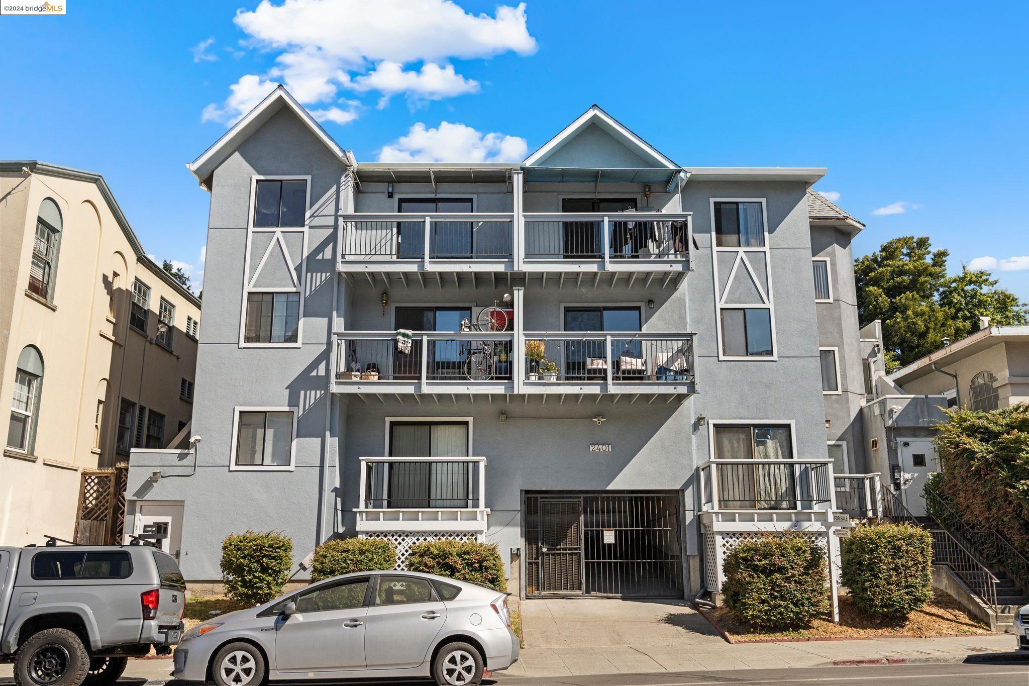 2401 Park Blvd # 7