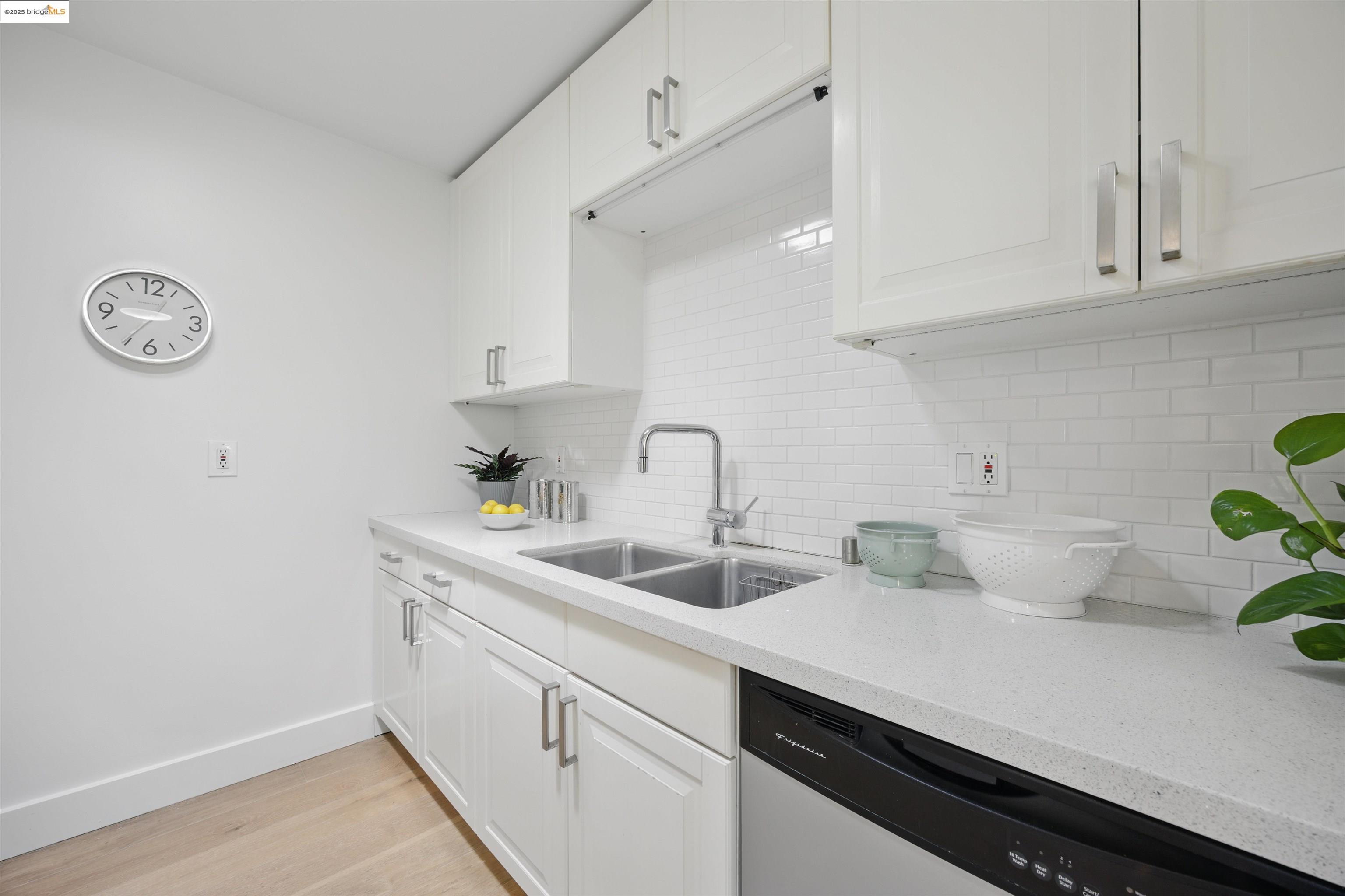 2028 Damuth St # 4
