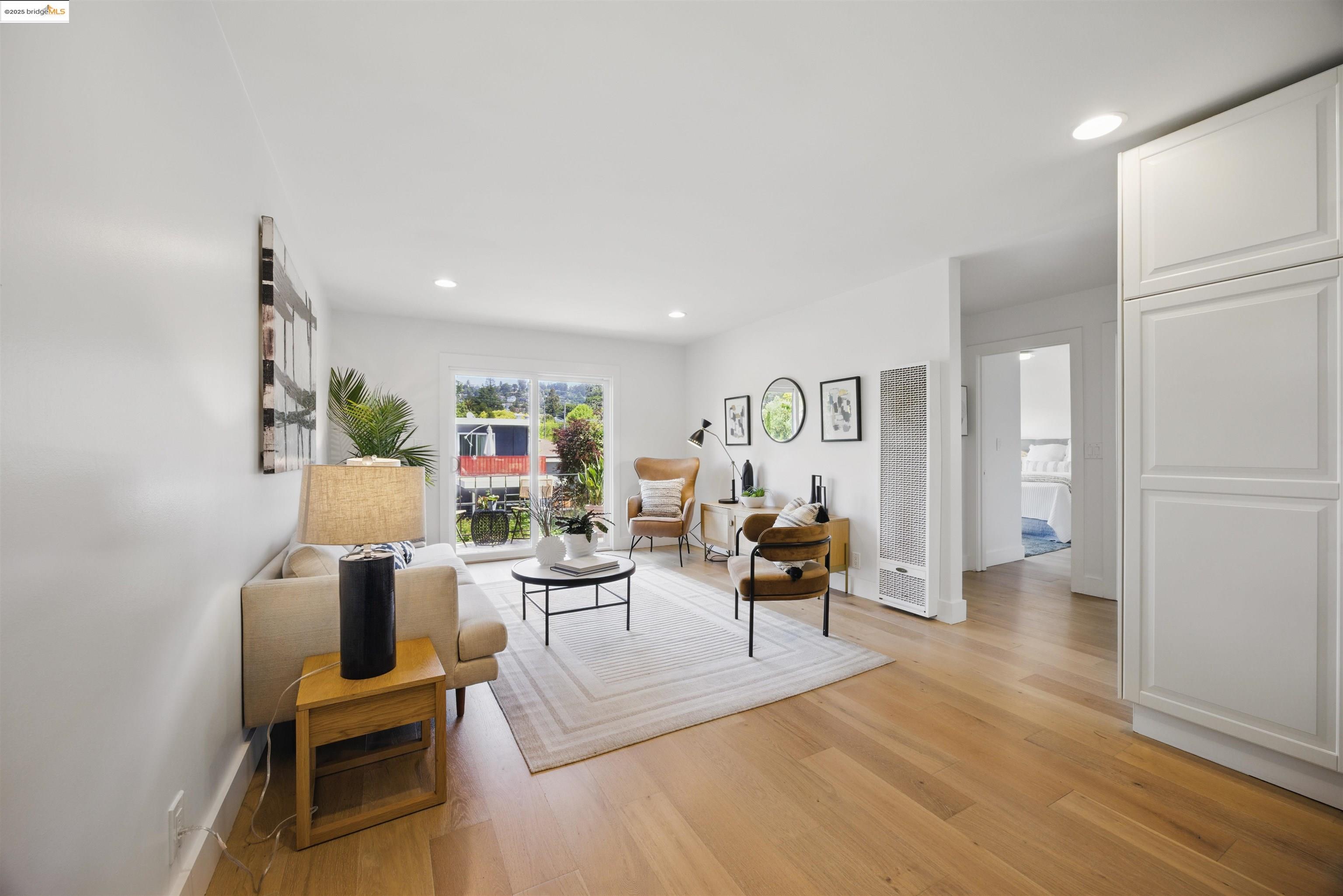 2028 Damuth St # 4