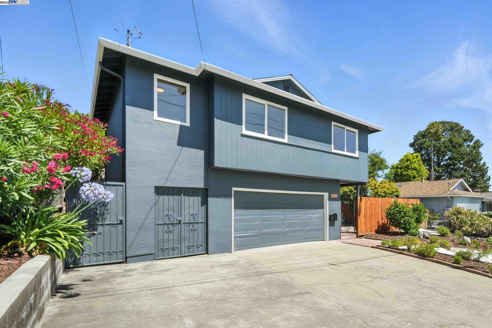 3115 Deseret Dr