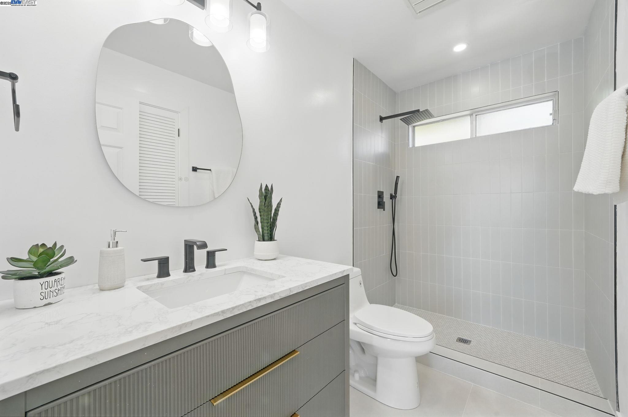 3115 Deseret Dr