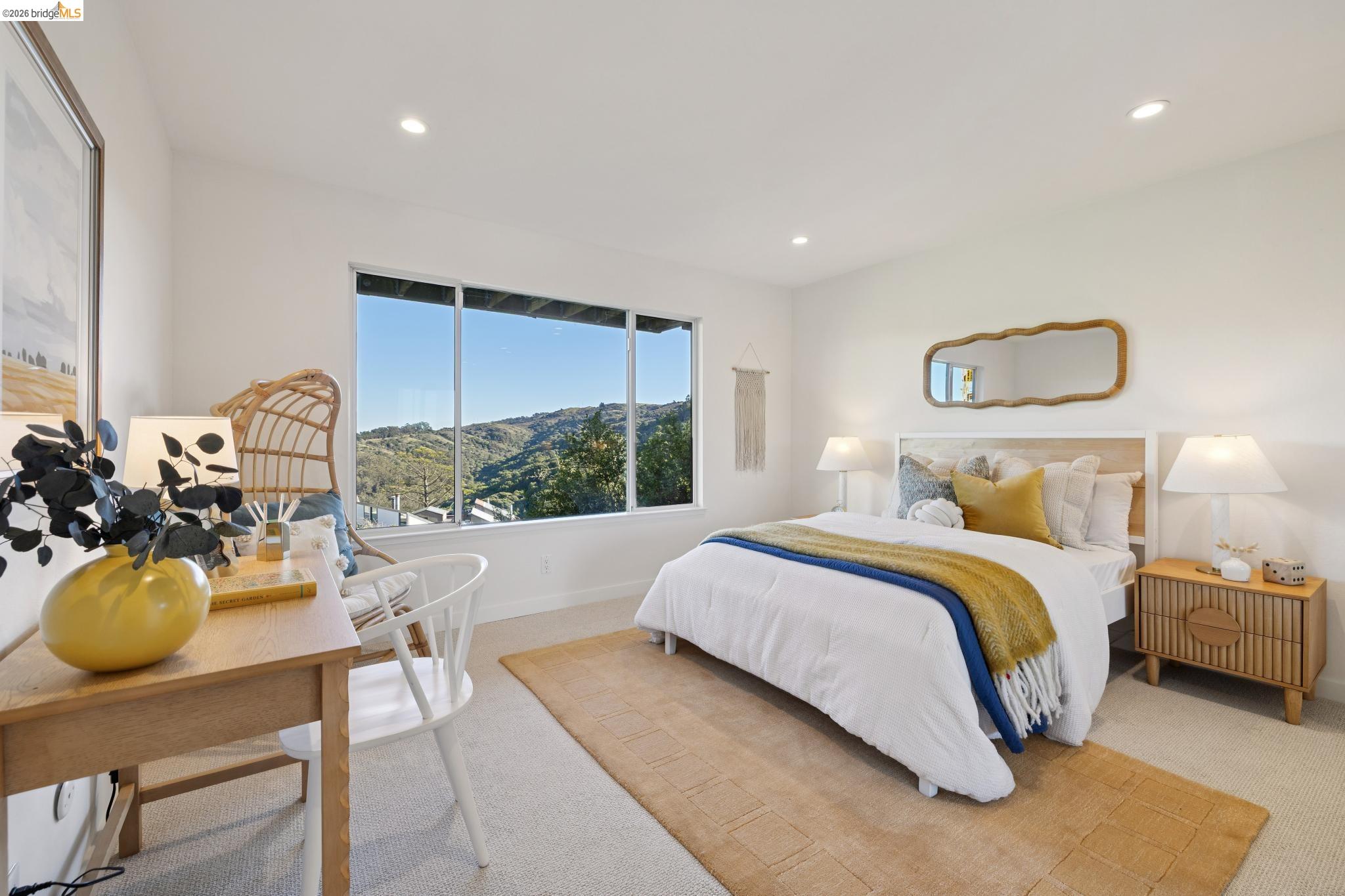 311 Vista De Valle