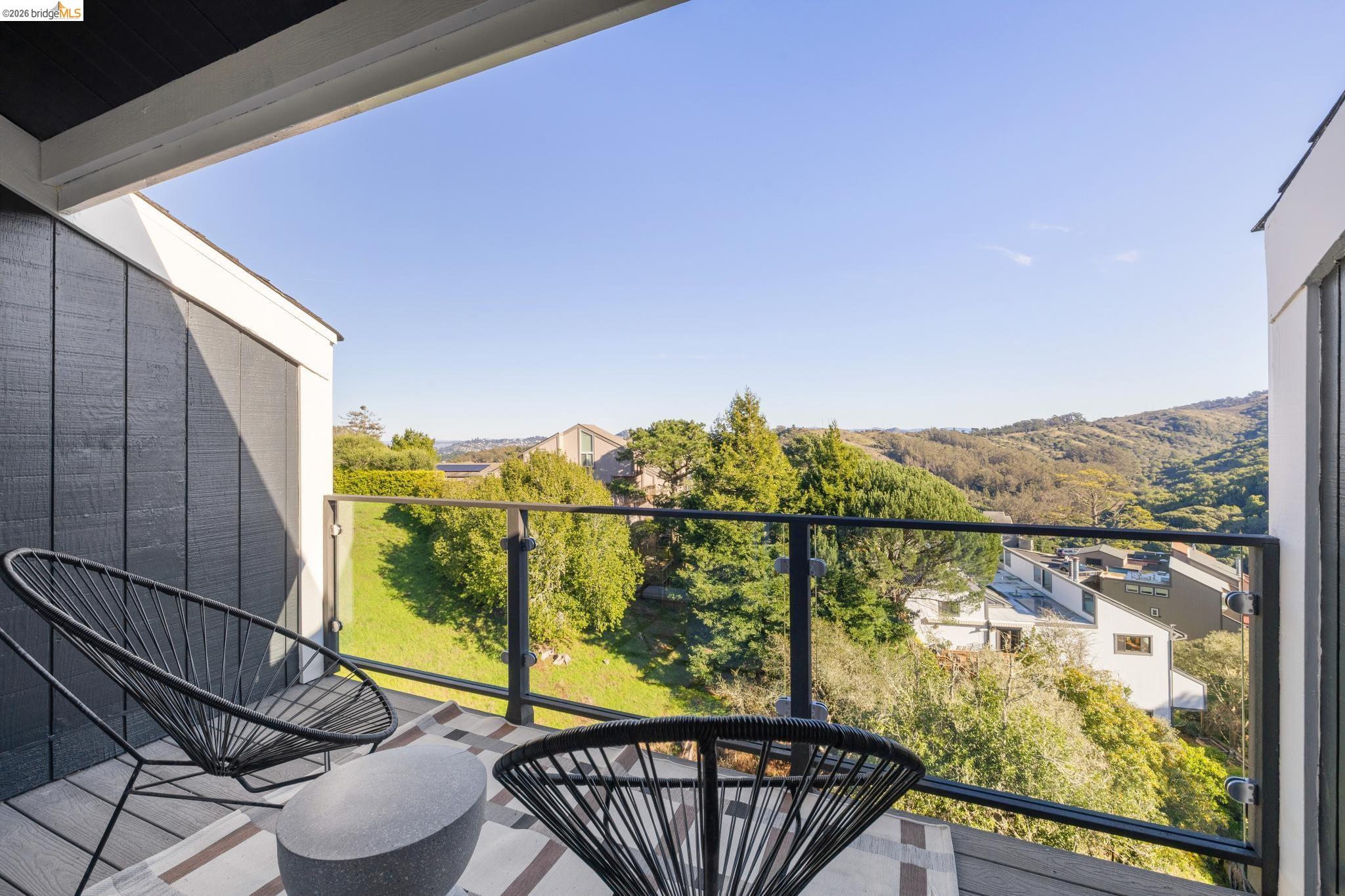 311 Vista De Valle