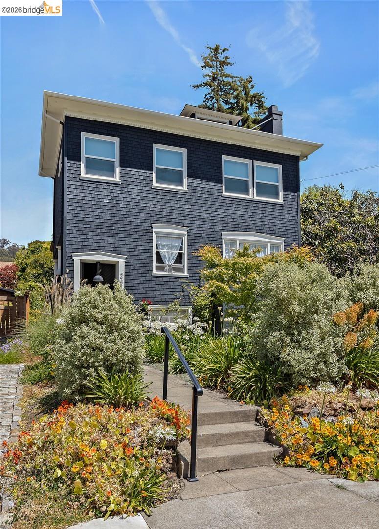 2611 Piedmont Ave # 4