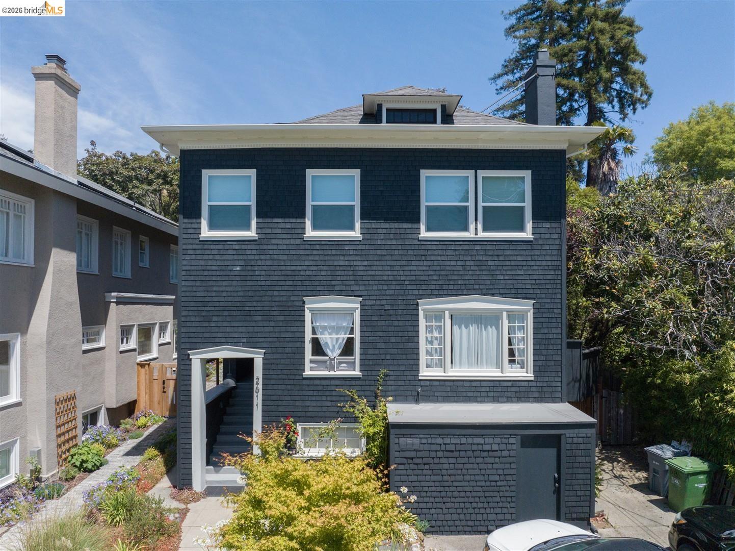 2611 Piedmont Ave # 4
