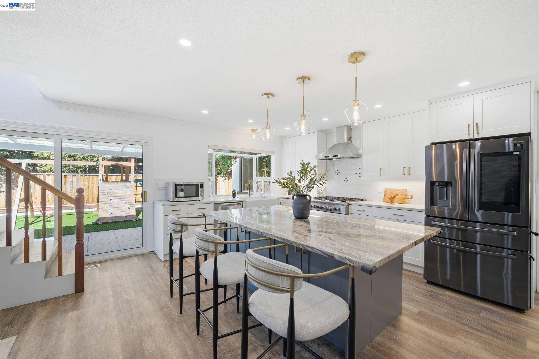 2901 Glen Heather Dr