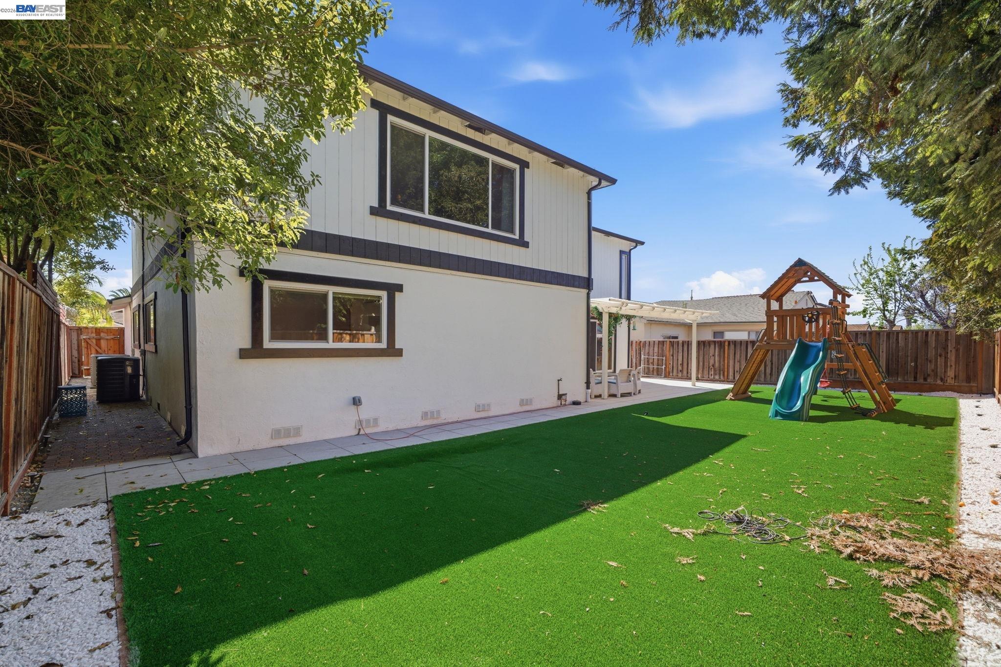2901 Glen Heather Dr