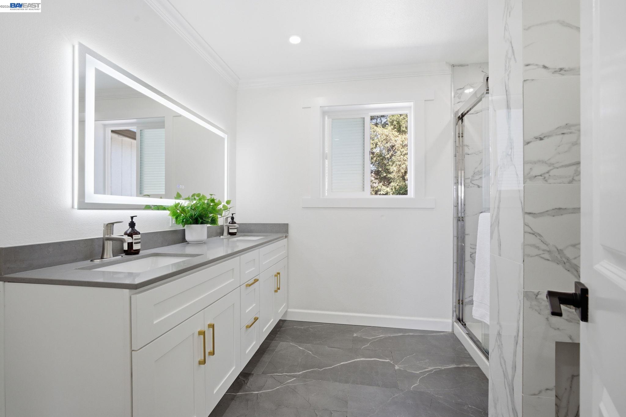2901 Glen Heather Dr