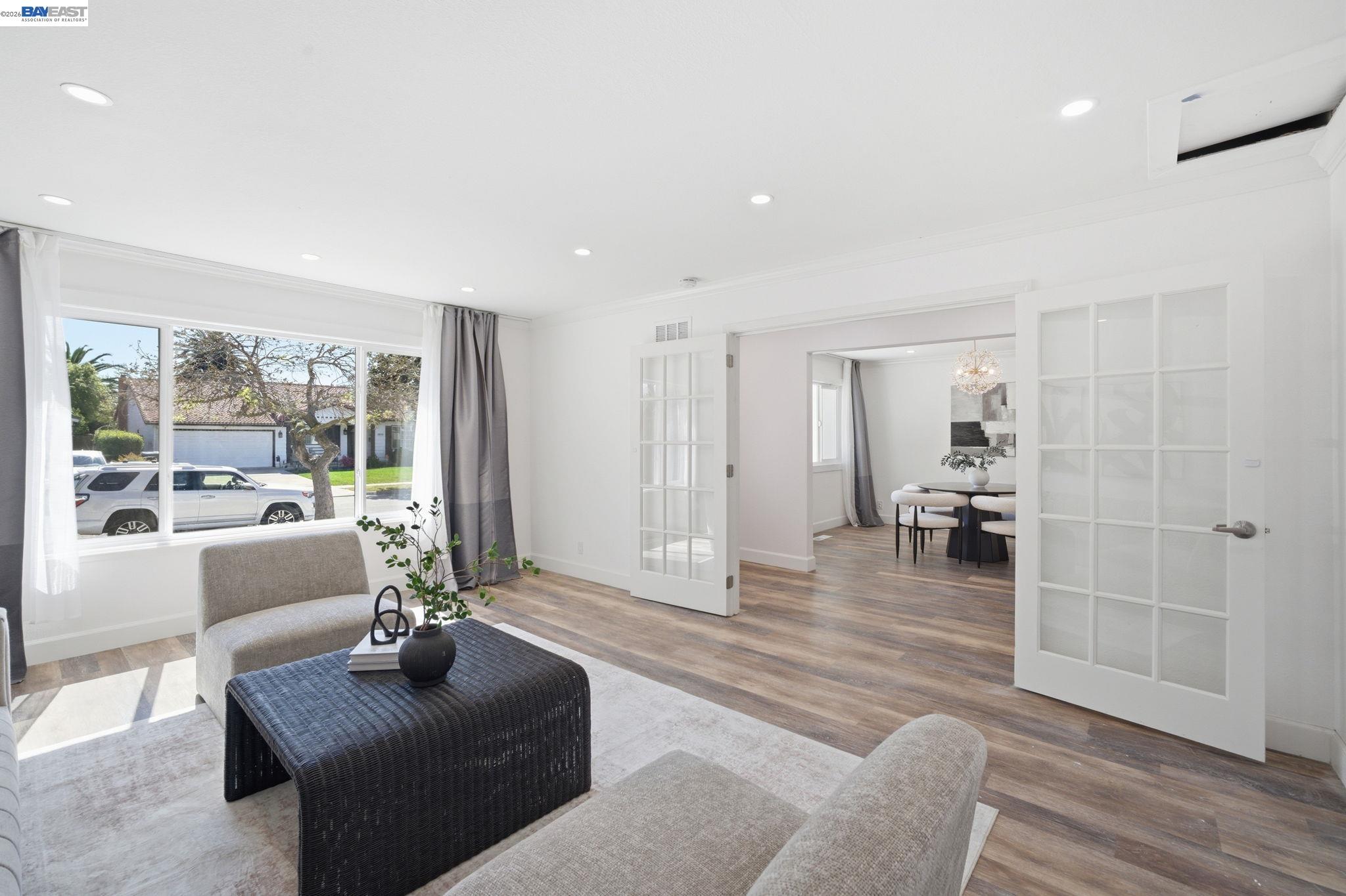 2901 Glen Heather Dr