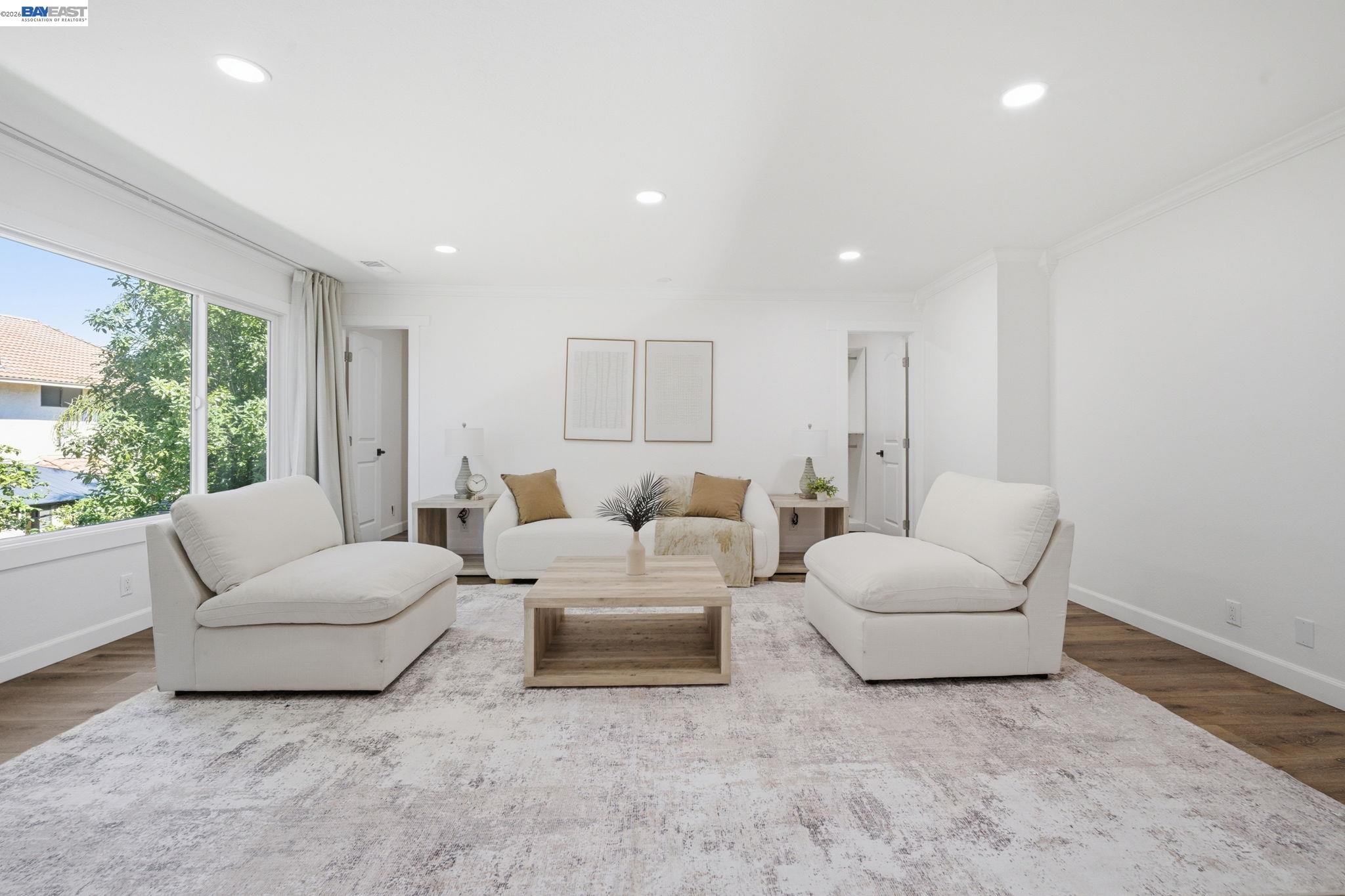 2901 Glen Heather Dr