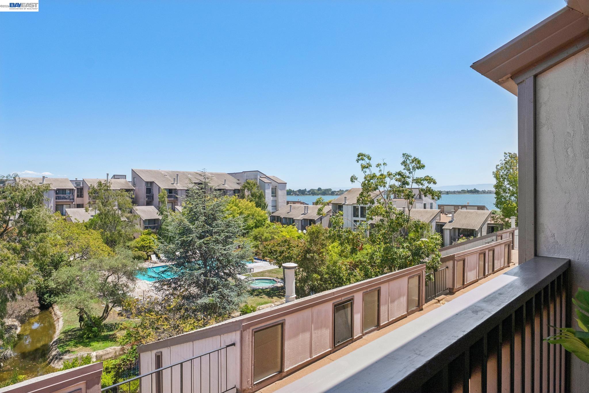 2101 Shoreline Dr # 425
