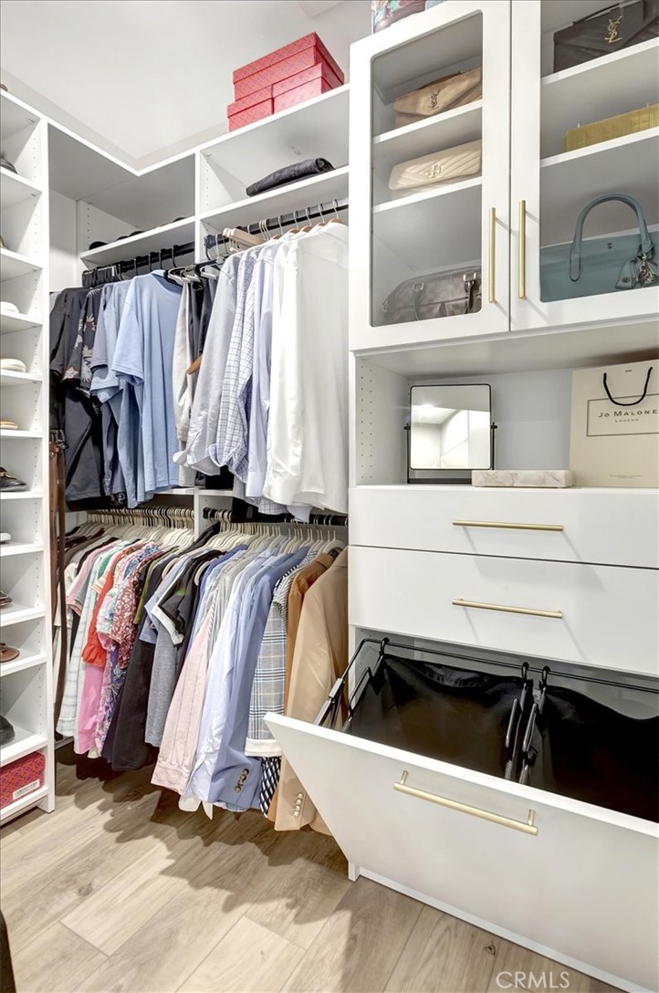 1810 W Bushell Street