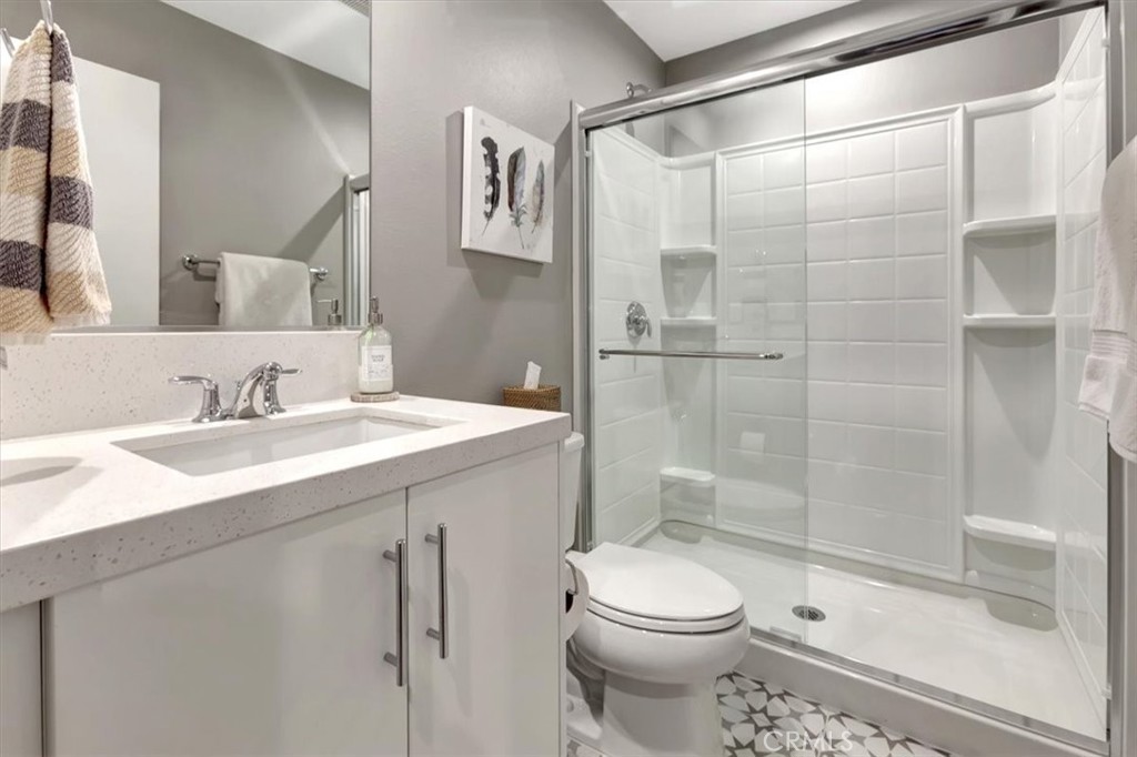 1810 W Bushell Street