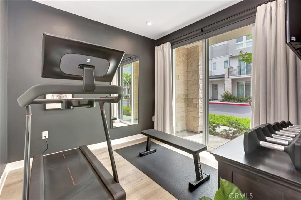 1810 W Bushell Street