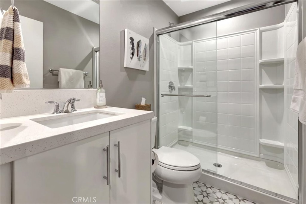 1810 W Bushell Street