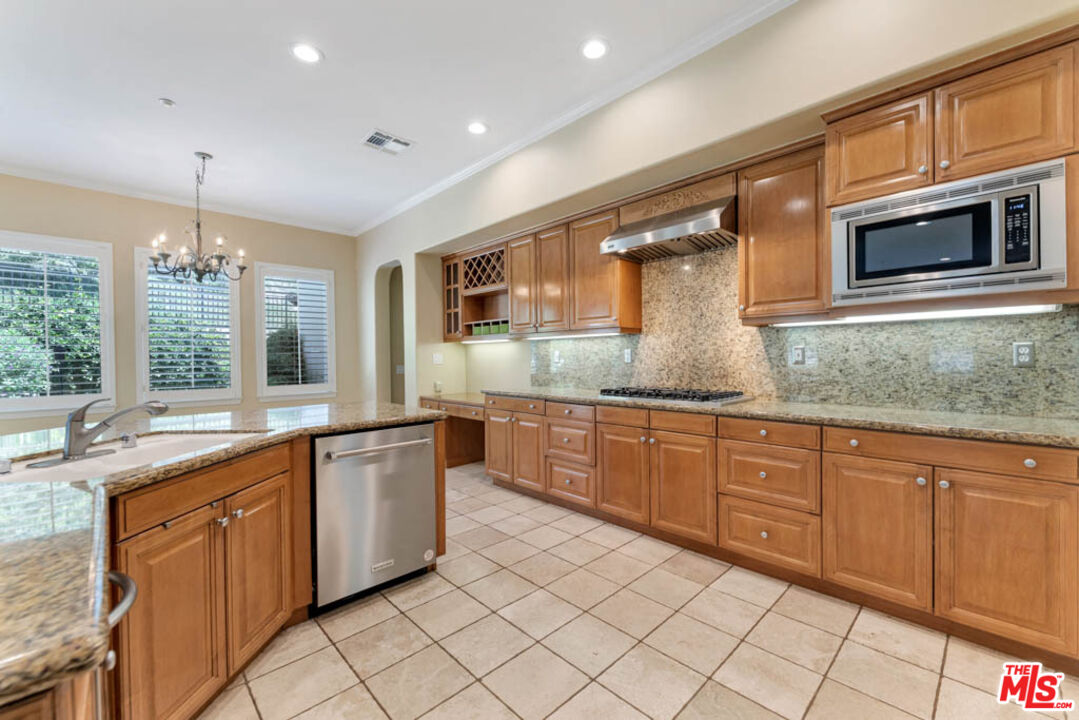 3477 Sunset Pl