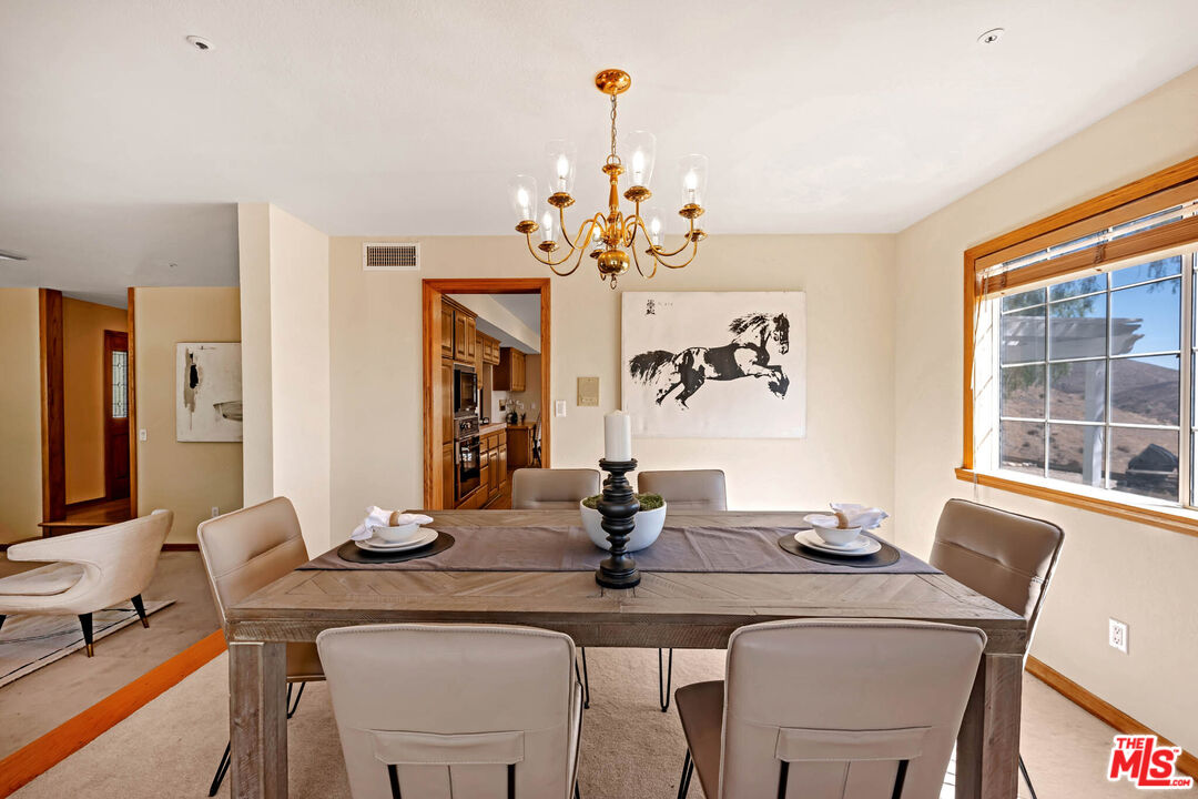 34880 Via Famero Dr
