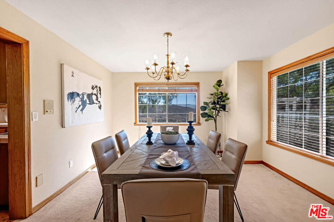 34880 Via Famero Dr