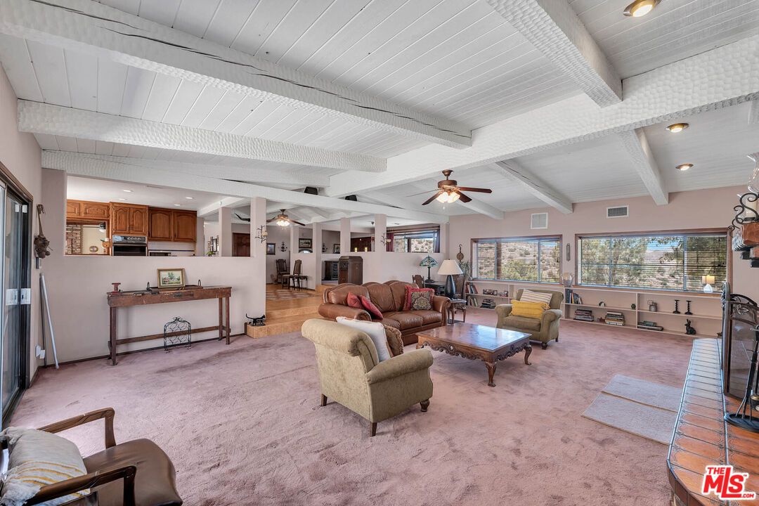 9235 Escondido Canyon Rd