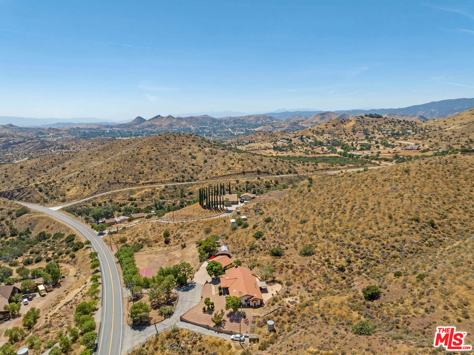 9235 Escondido Canyon Rd