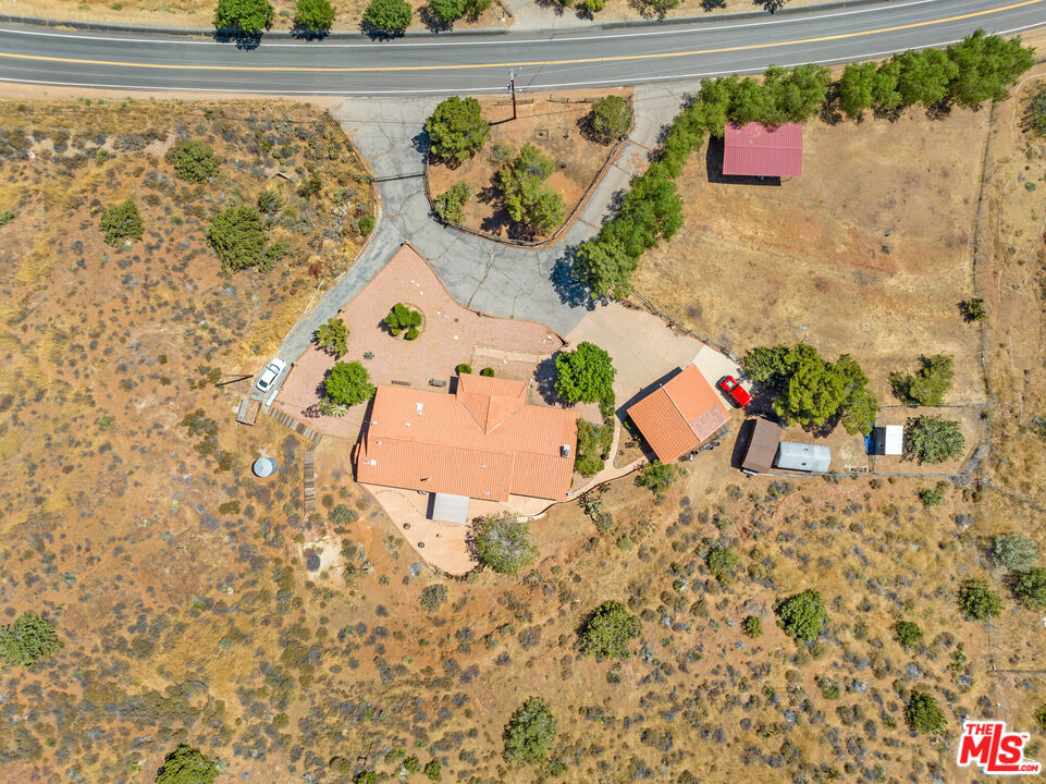 9235 Escondido Canyon Rd