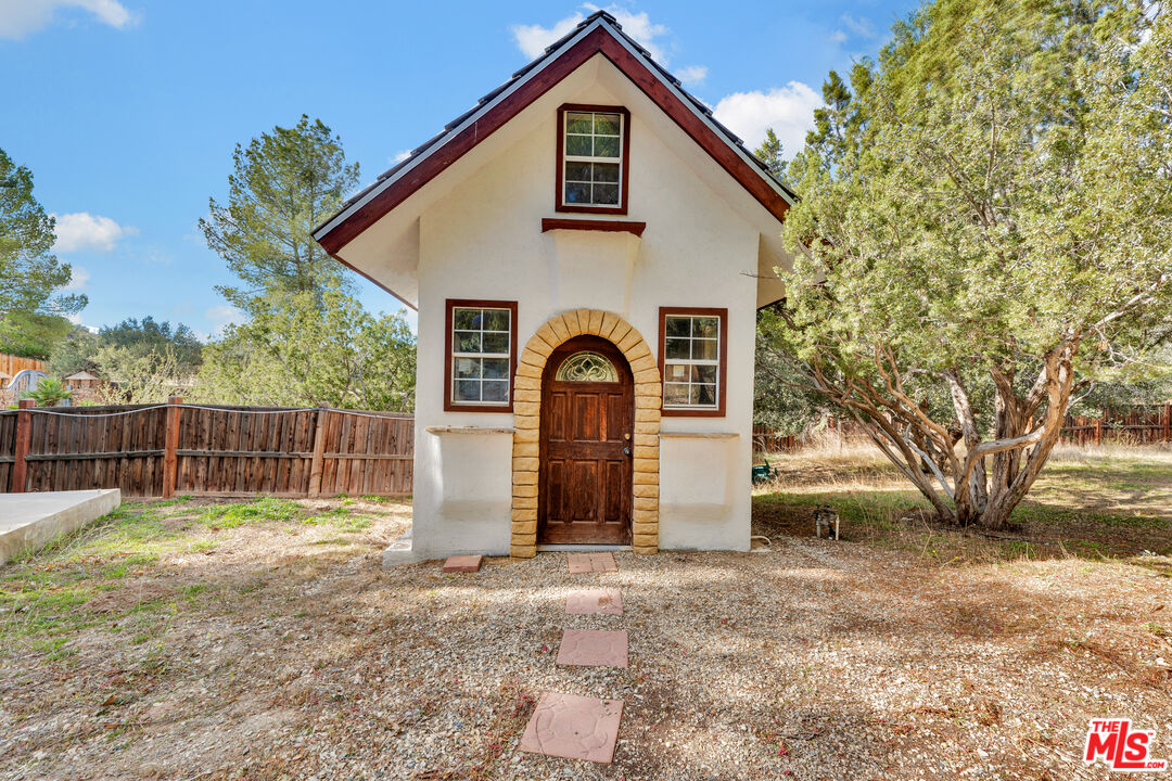 32140 Windrush Rd