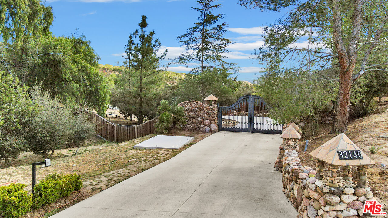 32140 Windrush Rd