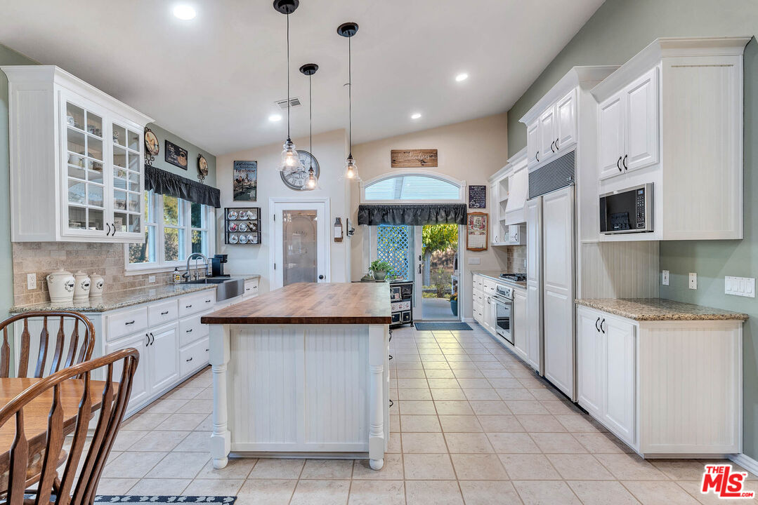 11340 Morgan Rd