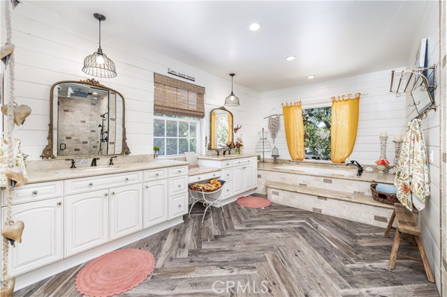 21071 Placerita Canyon RD
