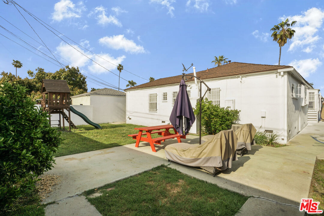 3877 Cherrywood Ave