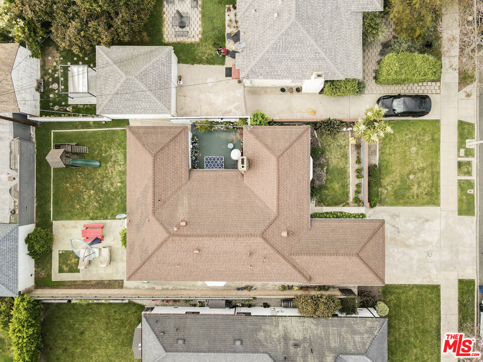 3877 Cherrywood Ave