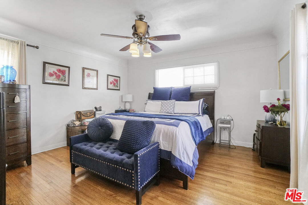 3877 Cherrywood Ave