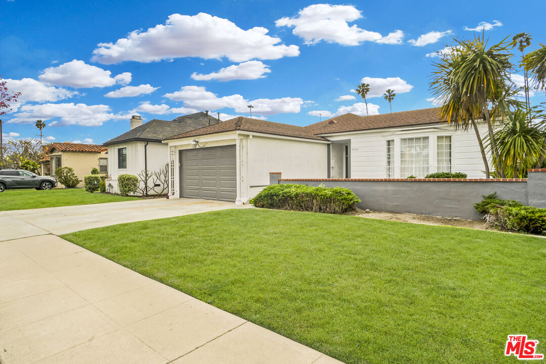 3877 Cherrywood Ave
