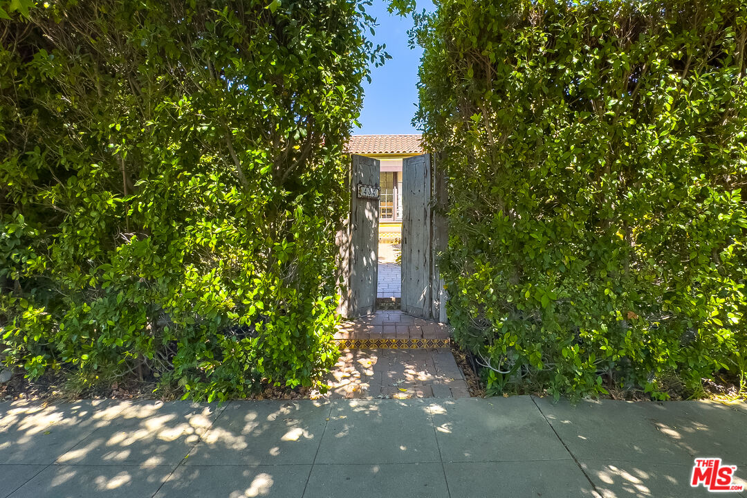 434 N Laurel Ave