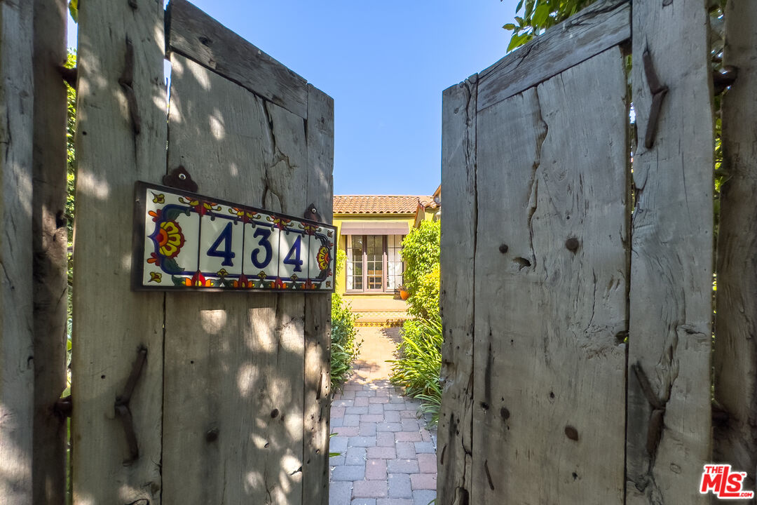 434 N Laurel Ave