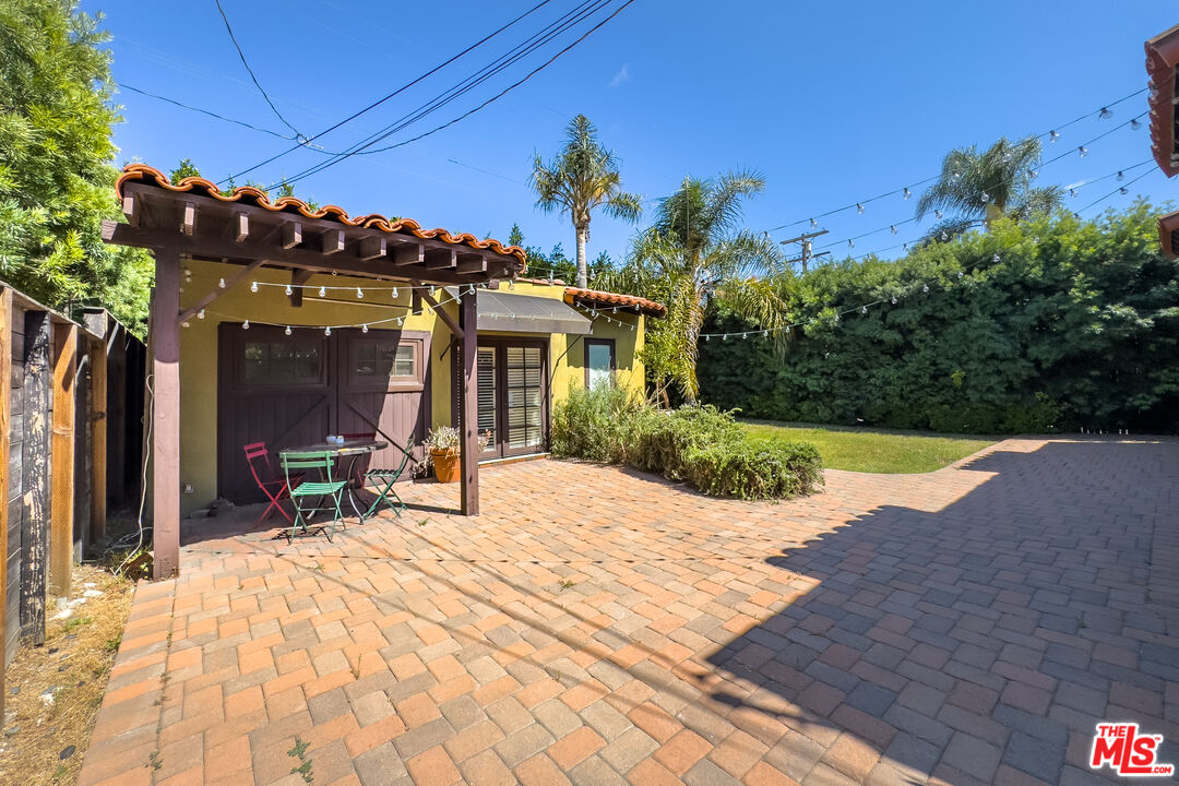 434 N Laurel Ave