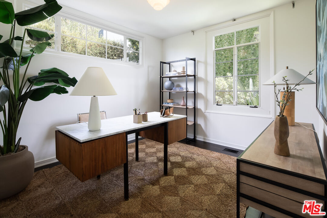 1954 Micheltorena St