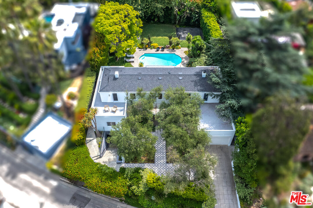 1954 Micheltorena St
