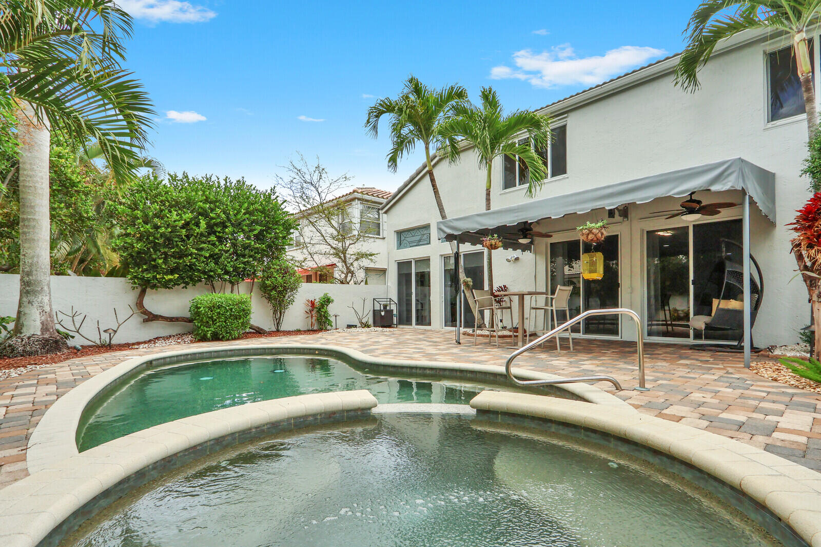 2063 Cezanne Rd
