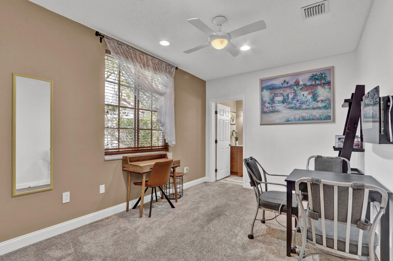 2063 Cezanne Rd