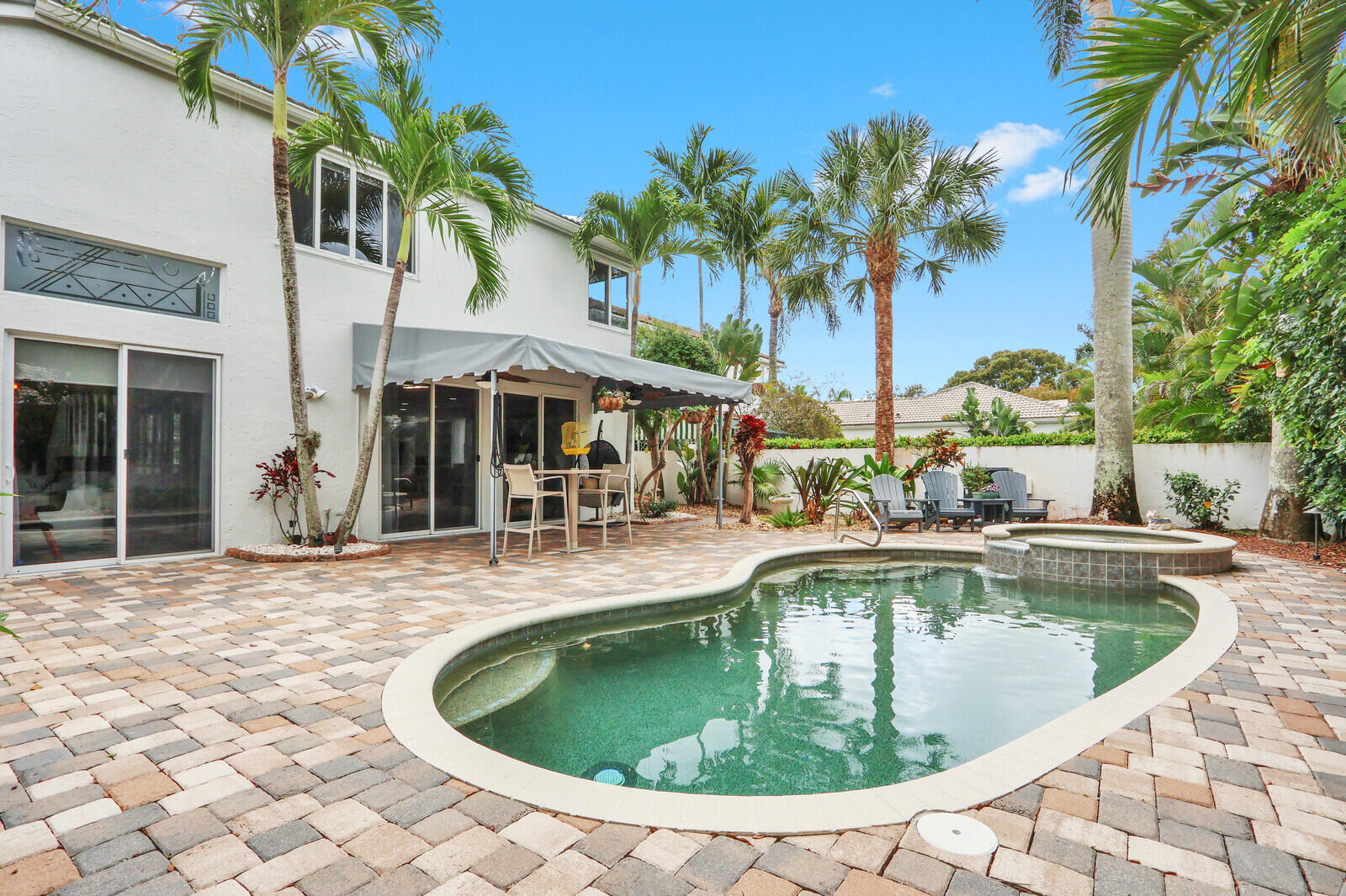 2063 Cezanne Rd