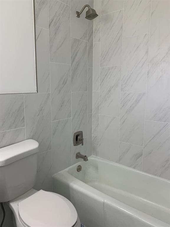 383 Evergreen Avenue